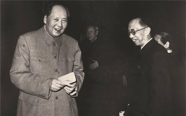 毛主席宴請皇帝溥儀吃飯,席間詢問:你們御膳房的飯好吃嗎? 毛主席宴請皇帝溥儀吃飯,席間詢問:你們御膳房的飯好吃嗎?