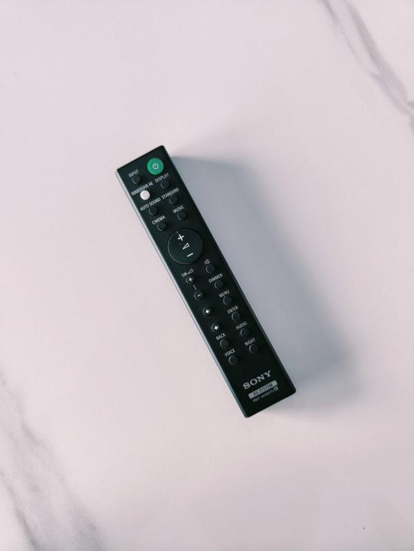 大法家從不缺黑科技，影音娛樂全能的索尼迴音壁HT-G700