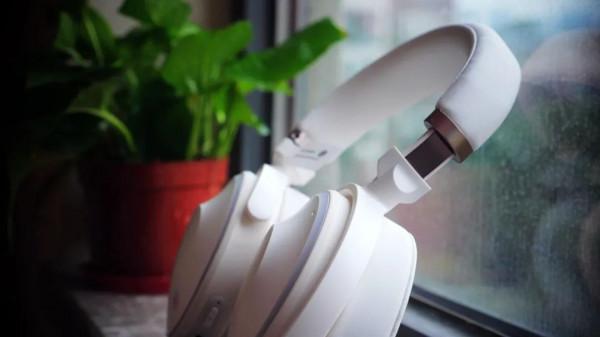 雅馬哈竟然在YH-E700A這種頭戴降噪耳機上玩起了“監聽流”