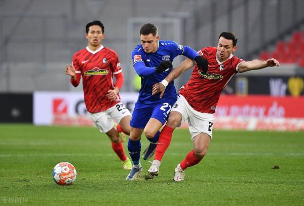 1-2，韓國球星造點，歐冠前亞軍轟然倒下，83分鐘遭絕殺