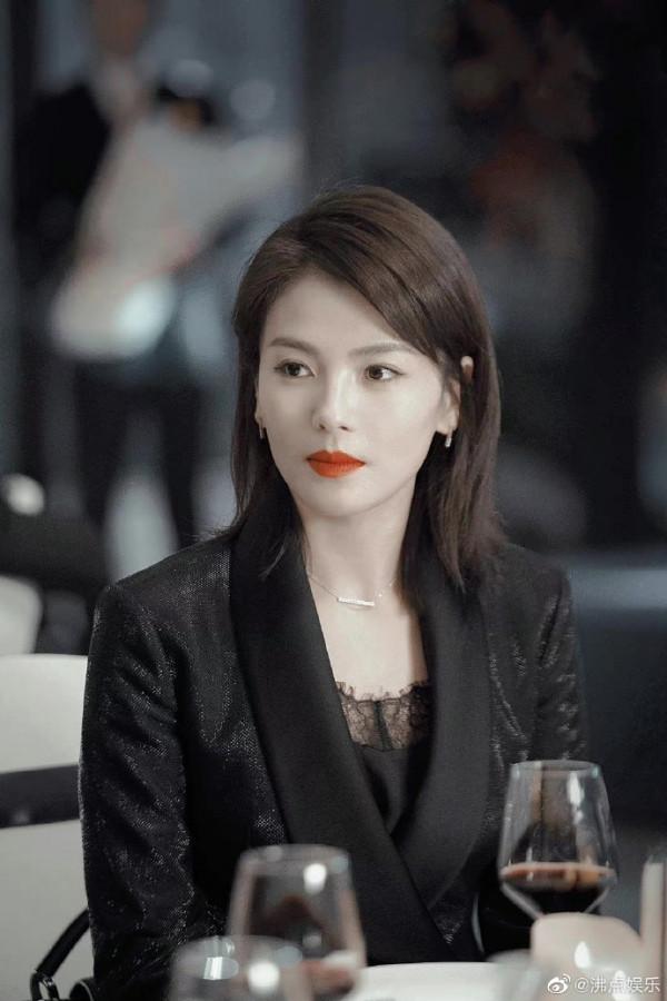 《掃黑風暴》衛視年冠恐怕不保！劉濤新劇收視破1，打臉眾網友