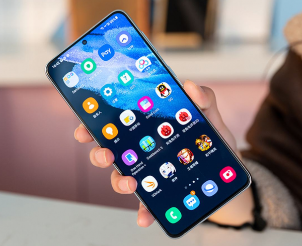 不喜歡蘋果手機，那就買這3款旗艦機，價效比高，關鍵可以再用3年