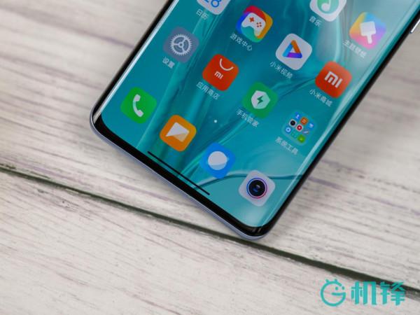 小米12X藍色版圖賞：設計精緻 手感極佳