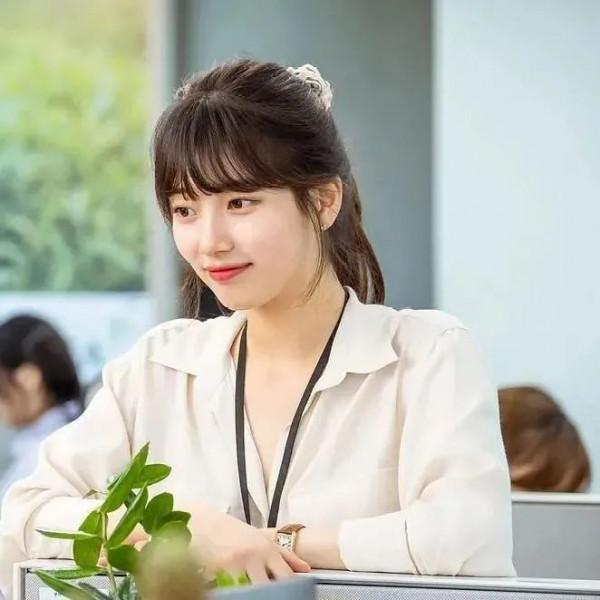 韓星街拍 | 韓劇穿搭被她玩明白了！“國民初戀”裴秀智的衣品贊一個