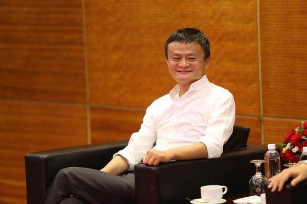 五年前，與馬雲對話的越南大學校花，後來怎樣了？