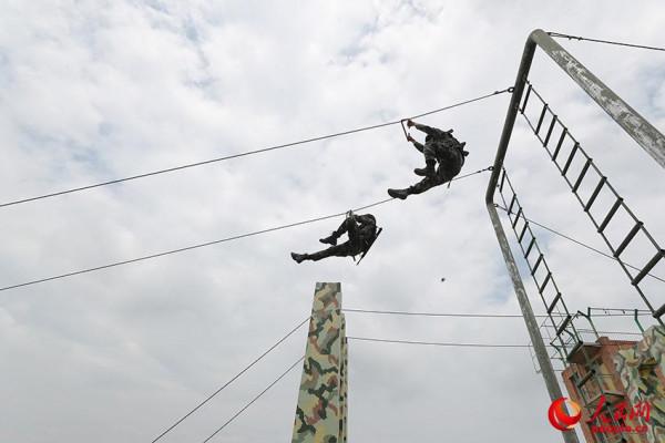 震撼來襲！武警特戰力量野外駐訓高畫質大圖