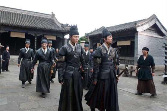 朱元璋覺得小舅子官小，要提拔他做大官，小舅子為何哭著拒絕？