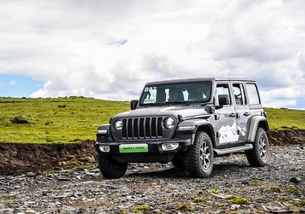 沒想到，加了電之後的牧馬人，變得更生猛了