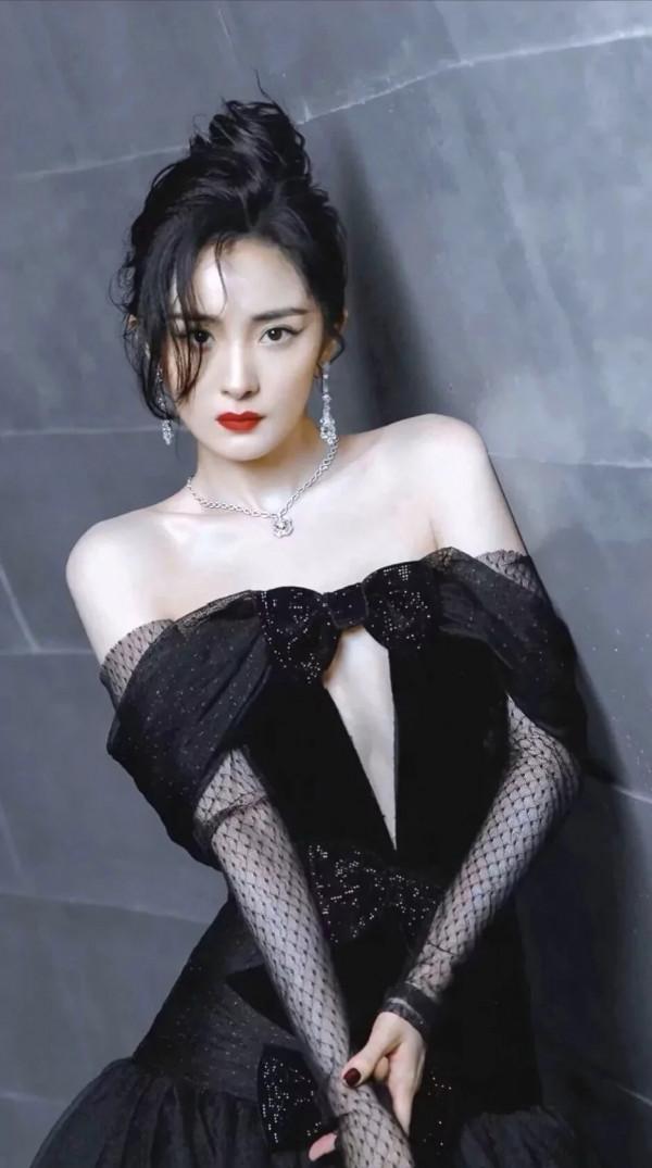 沒有任何缺點的女明星—楊冪