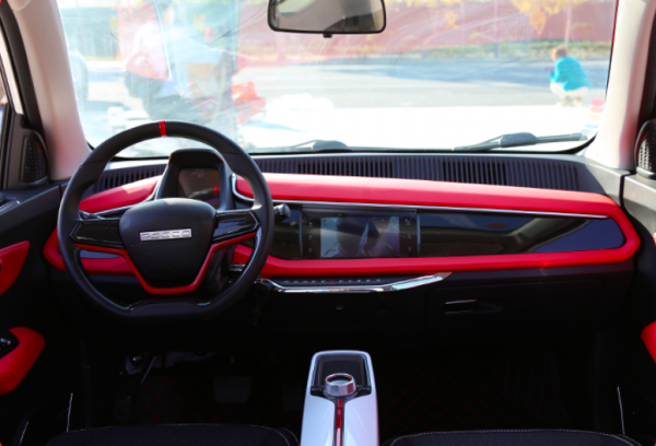 3款熱門微型電動汽車來了，最大續航180公里，能上牌不限行