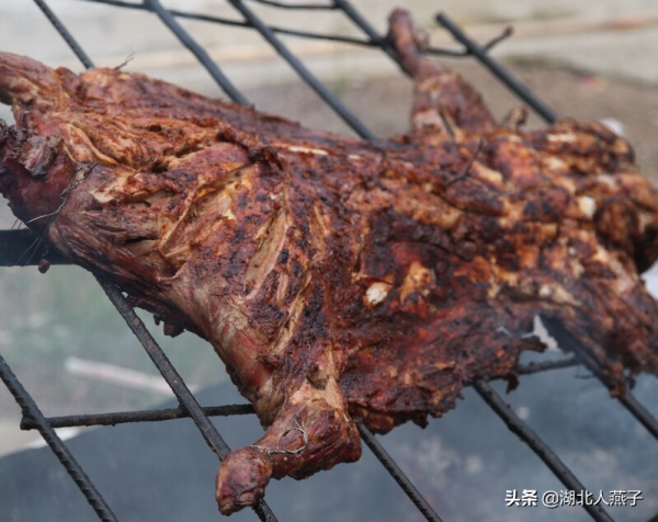 內蒙古最出名的11道名菜,全是“硬菜”,你都吃過幾道呢? 內蒙古最出名的11道名菜,全是“硬菜”,你都吃過幾道呢?