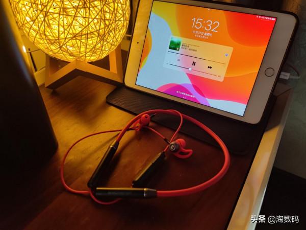 續航21小時：￥29美國MONSTER魔聲AAC解碼藍芽無線耳機開箱曬個單