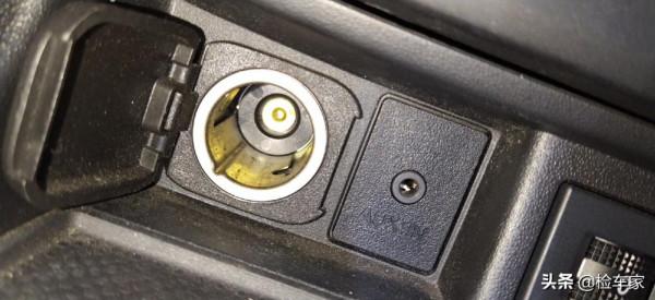 賣掉寶馬2系，花12萬買輛09款馬自達MX-5，剛開出展廳就頭大