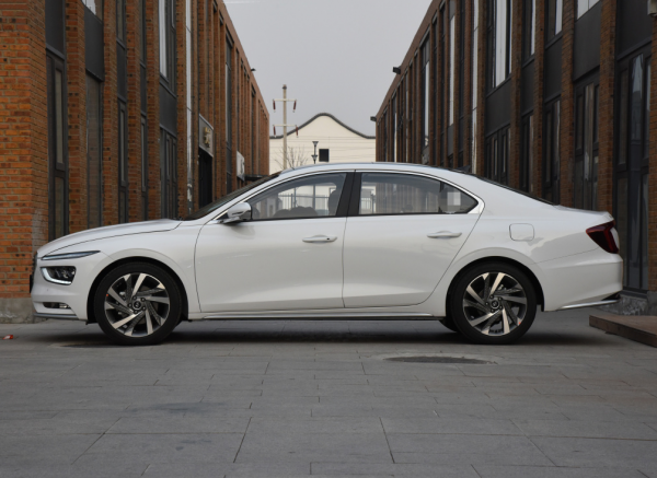 現代名圖要成為過去式?新車上市幾個月,月銷僅僅三位數,為何? 現代名圖要成為過去式?新車上市幾個月,月銷僅僅三位數,為何?