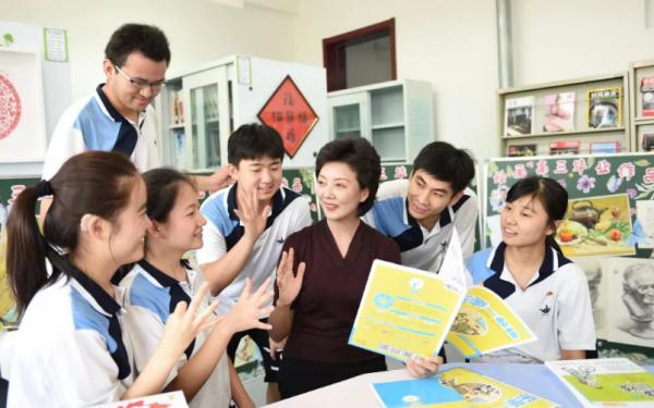 教師職稱評定有新規，文憑不再是硬性要求，滿足條件即可評高階