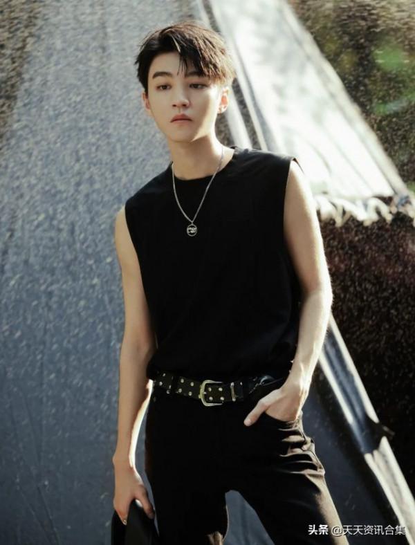 易烊千璽、王源卡點為好兄弟王俊凱22歲生日送祝福,網友表示羨慕 易烊千璽、王源卡點為好兄弟王俊凱22歲生日送祝福,網友表示羨慕