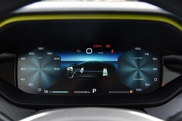 奕炫MAX：緊湊型車，指導價11.99萬，外觀討喜