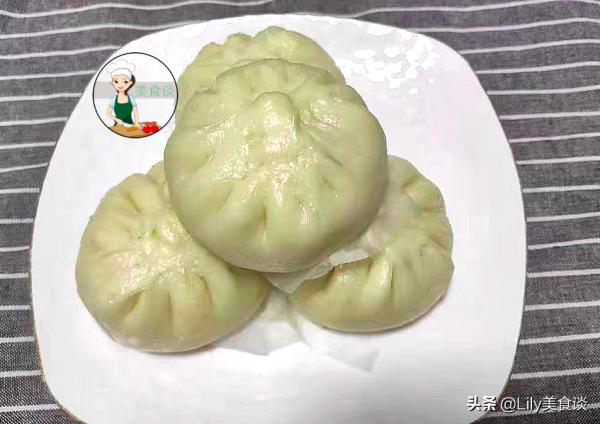 入秋後，這“一葷一素”多吃，切碎蒸包子真香呀，營養好吃不上火