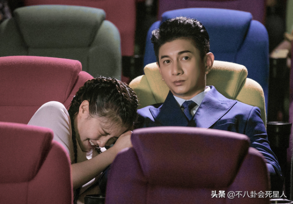 40多歲還在演偶像劇，這5位男星太自信，和女主站在一起像父女