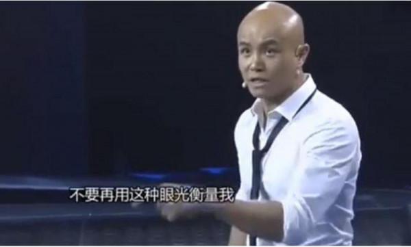 樂嘉是如何走上巔峰，又如何原地爆炸的？