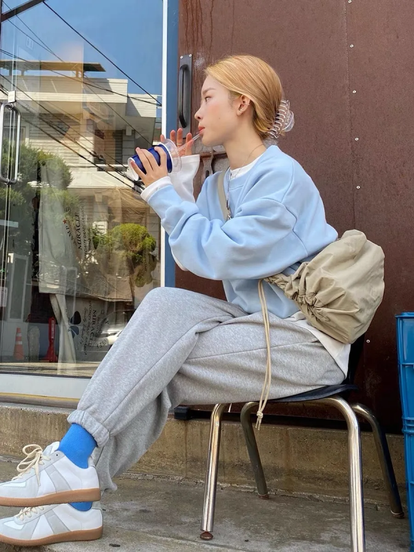 今年早秋，打敗小白鞋，這雙鞋誰穿誰美