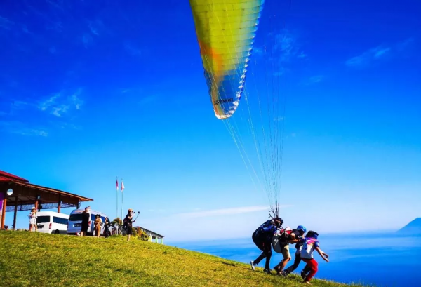 達人推薦｜跟著時尚旅行達人火火，暢遊最美海島