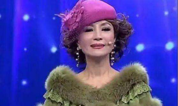 不老女神樊麗君:為美貌36年不吃晚飯,5年抗癌共經歷31次放化療 不老女神樊麗君:為美貌36年不吃晚飯,5年抗癌共經歷31次放化療