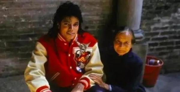 一個年逾花甲的中國粉絲眼中的邁克爾•傑克遜 一個年逾花甲的中國粉絲眼中的邁克爾•傑克遜