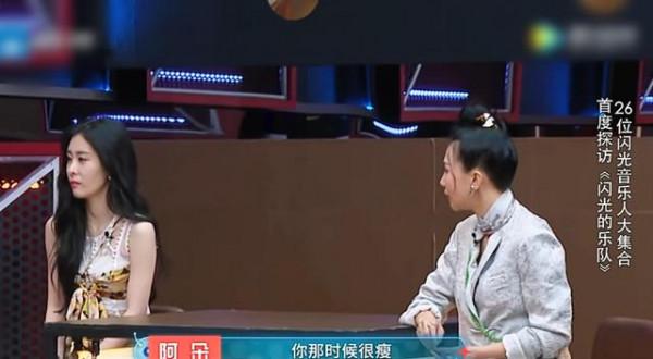 阿朵吐槽楊坤“不走顏值派，胖點沒關係”，張碧晨高情商解圍