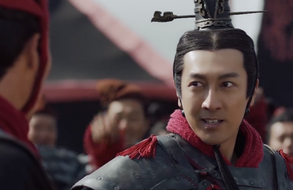 滿臉褶子、眼神猥瑣，明明都這麼老了，就別硬尬“少年感”了