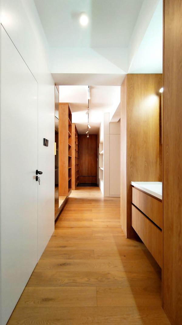 漫畫師的家,90㎡職住一體,藏著四千多本漫畫書和兩千多個手辦 漫畫師的家,90㎡職住一體,藏著四千多本漫畫書和兩千多個手辦