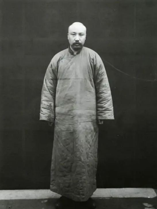 李大釗逝世後,他的夫人趙紉蘭歷時6年,才讓李大釗先生入土為安 李大釗逝世後,他的夫人趙紉蘭歷時6年,才讓李大釗先生入土為安