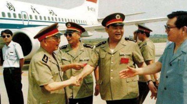 張萬年曾擔任濟南軍區的司令員,他卸任後,誰接替了他的職務? 張萬年曾擔任濟南軍區的司令員,他卸任後,誰接替了他的職務?