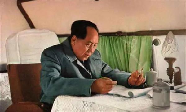 塵封記憶 我參加主席追悼大會