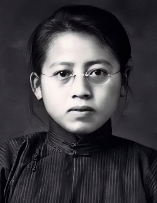 中國共產黨成立時間為7月23，為何毛主席會將七一定為紀念日？