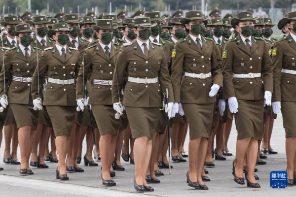 智利舉行陸軍節閱兵式 智利舉行陸軍節閱兵式