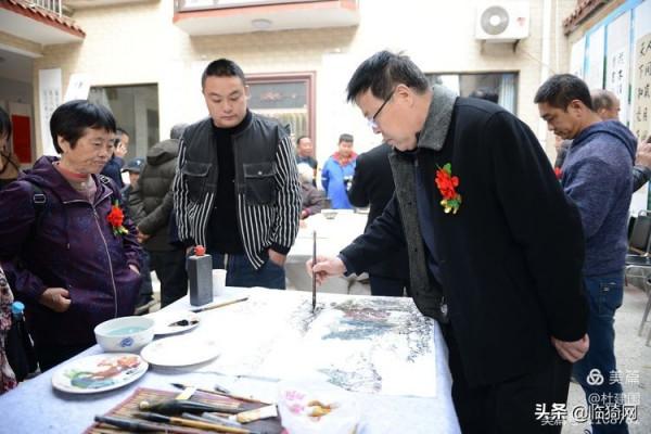 山西臨猗：叔侄倆舉辦的書法藝術個人家庭展在農家小院隆重開幕