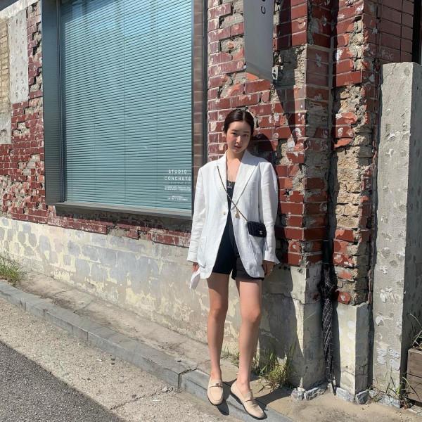 每季都在期待她:穿搭教科書車靜媛的秋日著裝,果然沒讓人失望 每季都在期待她:穿搭教科書車靜媛的秋日著裝,果然沒讓人失望