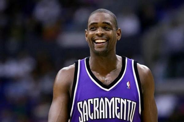 實力超強，盤點幾乎沒打過替補的8大巨星，喬丹、科比均無緣