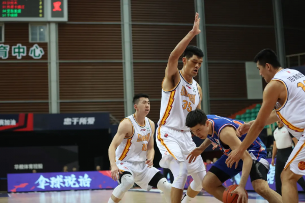 慘遭逆轉 球員狀態體能均告急 8人輪換還能支撐多久? 慘遭逆轉 球員狀態體能均告急 8人輪換還能支撐多久?