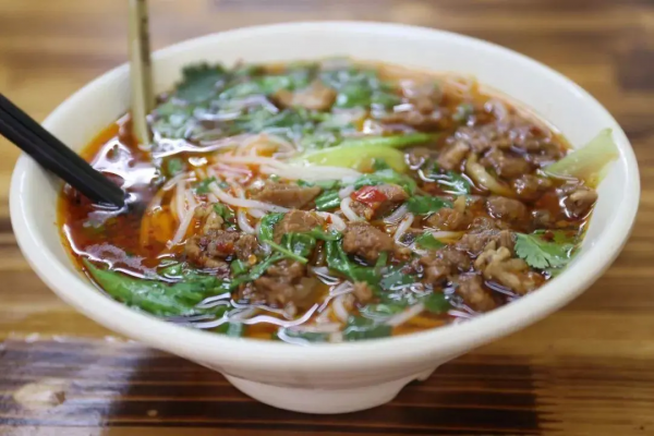 一碗全國人民都愛的牛肉麵是什麼樣子的？