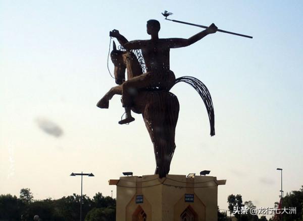 「查德」走進“查德湖”上的島嶼村莊