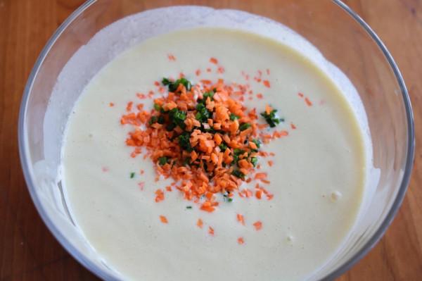 快手雞蛋餅，我家一週最少吃3次，10秒烙一張，出鍋軟得不像話