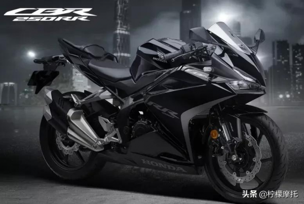 本田釋出全黑化配色CBR250RR