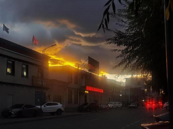 西藏日常拍的夕陽 西藏日常拍的夕陽