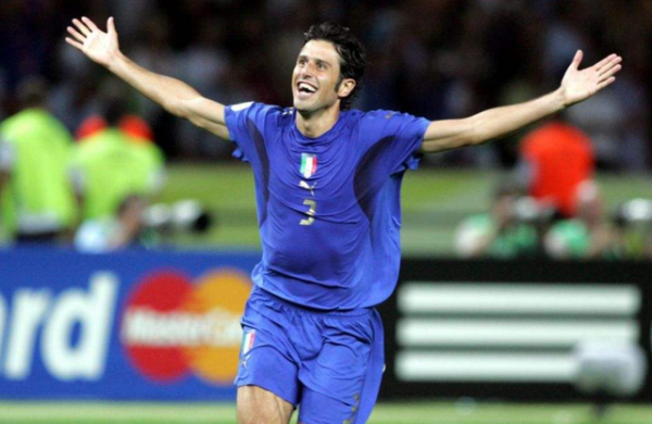 世界足球歷史最高11人陣容,鋒線三叉戟全部2米以上,戰力幾何? 世界足球歷史最高11人陣容,鋒線三叉戟全部2米以上,戰力幾何?