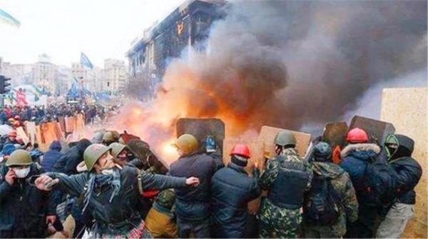 烏克蘭的明天：克里米亞已出走，頓涅茨克、盧甘斯克去向不明