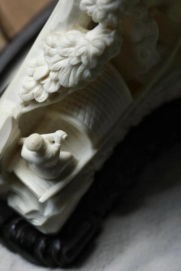 不知道該擺在哪裡好鹿角夜遊赤壁，大家幫忙看看