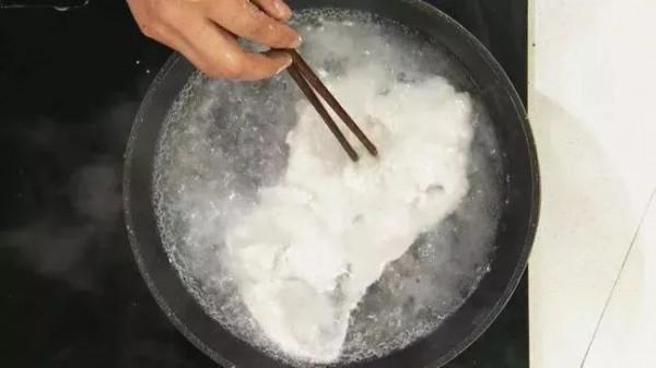 這2種食物才是胃病“剋星”，預防潰瘍護粘膜，互相搭配，營養又美味