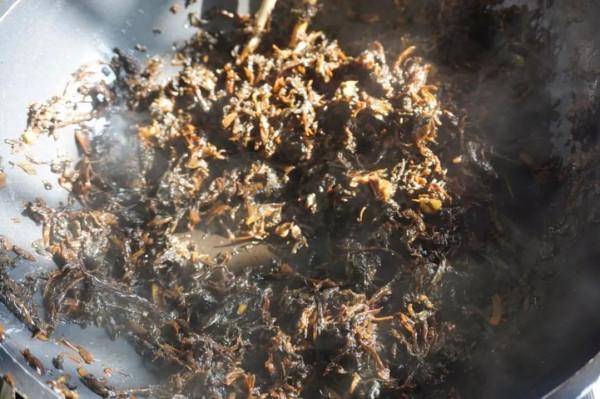 做扣肉時，豬肉焯水還是油炸？弄錯了難怪不好吃，正確方法教給你